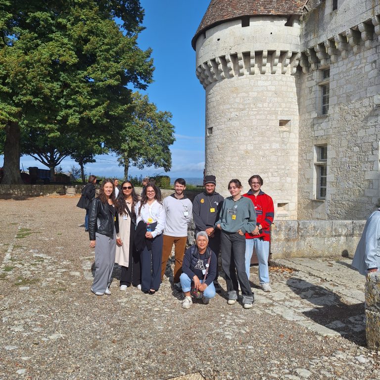 “Tous au Château” au Château de Monbazillac : rencontre entre jeunes et entreprises locales