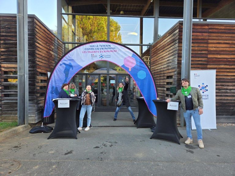 “Du Stade vers l’Emploi” à Sarlat : la PTS 24 valorise les métiers du Grand Âge par le sport et l’insertion